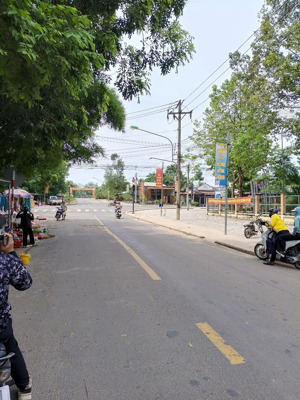 đất thị xã chơn thành,sát quốc lộ 14 chỉ 440tr