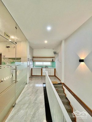 cho thuê nhà mặt tiền đường trần phú - gần chợ 30/4