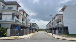 5 nền nhà phố đông tăng long, vị trí đẹp, không lỗi phong thuỷ, giá đầu tư! 