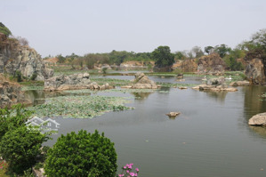 cho thuê 10 mẫu đất view hồ sông núi sẵn hiện trạng kinh doanh, mặt bằng 2000 - 6000m2 khác
