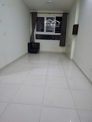 cho thuê căn hộ tô ký tower q12, 61m2, 2pn-2wc, máy lạnh + rèm, giá 7tr/ tháng