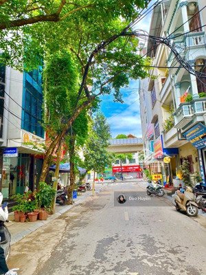 bán đất tặng nhà cấp 4 ngay kdt ngô thị nhậm đường ôtô diện tích 56,5m giá chỉ hơn 8tỷ