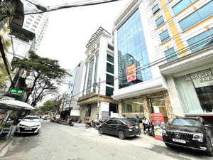 cho thuê văn phòng hoàng quốc việt thông sàn diện tích 150m2 giá 28tr