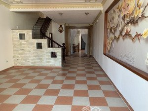 cho thuê nhà nguyên căn mặt tiền đường ngô quyền, phường hiệp phú, quận 9