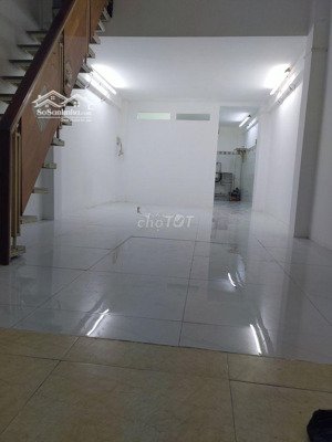 nhà nguyên căn trung tâm quận 4, phường 4. dtsd 97 m2. giấy tờ chính chủ