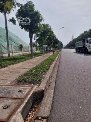 bán đất xây kho, nhà xưởng tại đ. nguyễn huệ, phú mỹ, bà rịa vũng tàu, 18,3 tỷ, 9000m2 hàng hiếm