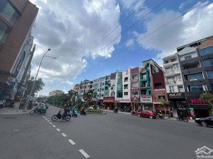 mặt bằng kinh doanh- phan xích long- phú nhuận, xem ngay