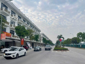 bán gấp nhà 4 tầng - 90m2 - sẵn sổ - hướng đông nam - ngay trung tâm tp. thanh hóa