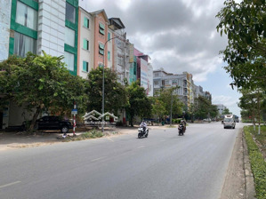 cho thuê nhà trệt 4 lầu mặt tiền đường võ nguyên giáp (gần hãng xe toyota), q. cái răng.