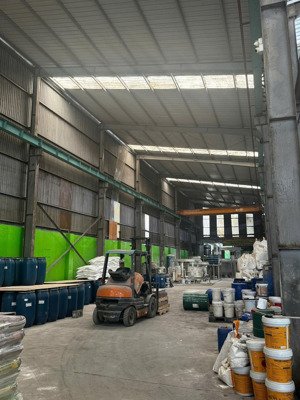 seigroup cho thuê 2000m2 kho tại đông anh có cẩu trục 8 tấn bàn giao kho ngay