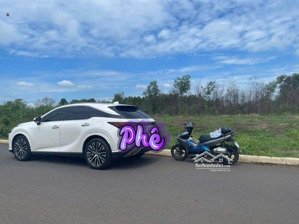 b.án 2 lô đất thuộc khu công nghiệp hố nai ,trảng bom ,đồng nai diện tích đất : lô1 : 7000m2 .