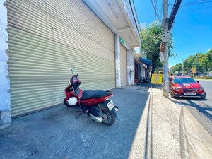cho thuê đất đẹp có sẵn nhà xưởng mặt tiền 23/10