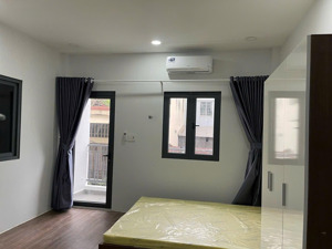 studio nguyễn chí thanh ban công siêu rộng, giá chỉ 7tr/th