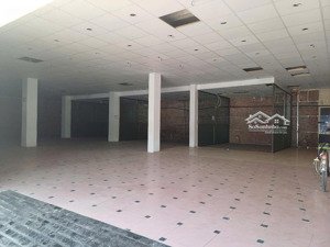 cho thuê nhà khu vực đường lạch tray gần ngã 4 quán mau, 3 tầng lô góc, dtsd 1000m2, có hầm để xe