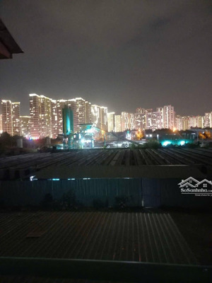 cần bán lô đất ở dự án hoàng kim, nguyễn xiển cách vinhomes 500m
