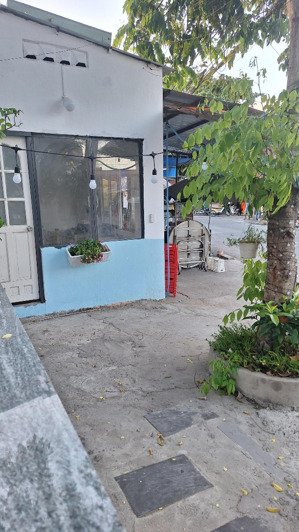 cho thuê mbkd cách bxmđ mới 300m. có chỗ ở lại