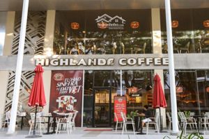 cho thuê mặt bằng kinh doanh chân đế chung cư kđt ngoại giao đoàn 140m2, mặt tiền 9m giá 77triệu