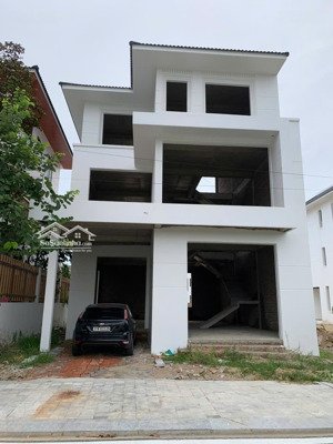 8 tỷ 1 biệt thự biển cửa lò - sát đường 72m - đường bình minh - nghi hương cửa lò