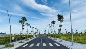 bán lô đất nền, diện tích 100m2, mặt tiền 5m, nằm trên đường rộng 13m, tại dự án tiền hải center