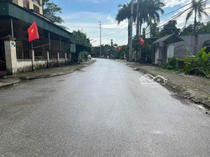 cần bán gấp lô đất: 112.7m2/ 40m2, thổ cư, thủy xuân tiên, chương mỹ, hà nội. giá nhỉnh 2 tỷ
