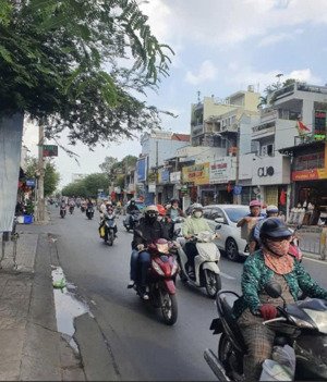 cho thuê cửa hàng ở trường chinh, tân bình, giá tốt 11 triệu, 24m2