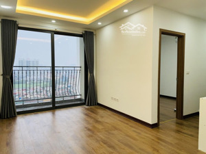 cho thuê căn hộ chung cư geleximco 897 giải phóng, giáp bát 65m2 2pn cơ bản 10tr