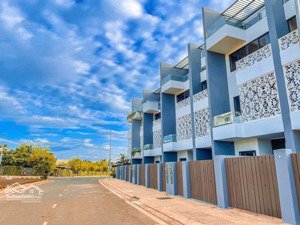 chính chủ trung nguyên sẵn 4 tầng sd 400m2: lh 