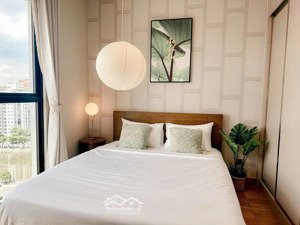 chính chủ, cần bán gấp căn hộ 2pn góc view sông bitexco giá 8,1 tỉ