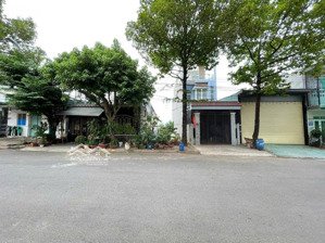 đất đẹp 123m2 mặt tiền kdc biconsi gần chợ tân bình tp. dĩ an