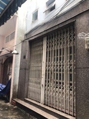 hẻm 4m trần khắc chân q1 sát mặt tiền, dt 4x8m, trệt 2 lầu sân thượng, 2pn 3wc có máy lạnh