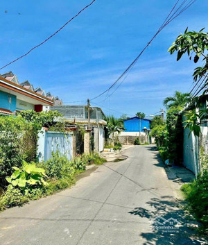 đất đẹp, giá rẻ 111m² sổ riêng, thổ cư 60m² gần chợ mới tương bình hiệp, đường nhựa 5m, giá 1.69tỷ