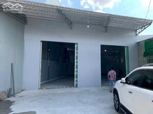 CHO THUÊ KHO MẶT TIỀN ĐƯỜNG TỈNH LỘ GẦN QUỐC LỘ 1A GIÁ 6 TRIỆU THÁNG