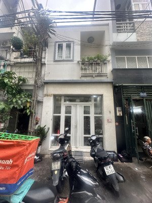 cho thuê nhà nguyên căn đường lê quốc hưng gần chợ xóm chiếu