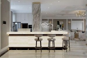 biệt thự khu compound - 4 tầng - bề ngang gần 8m - ngay hoà bình - gần đầm sen q11 - chỉ hơn 8 tỷ