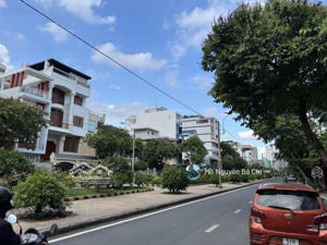 cặp mtkd hiền vương dt: 8x20m ( cấp 4 - đang cho thuê ) 26,5 tỷ