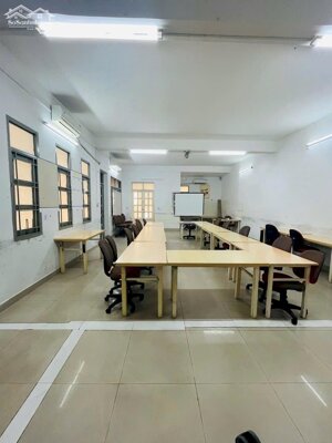CHO THUÊ NHÀ 3 LẦU GÓC 2 MẶT TIỀN KDC HƯNG PHÚ VỊ TRÍ ĐẸP