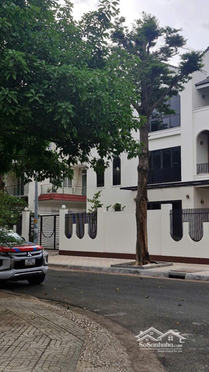 bán lô 187,5m2 đất tại khang điền intersco , phước long b, quận 9. gía chỉ 90tr/m2