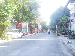 bán gấp lô đất 100m2 mặt tiền đường số 3 kdc hồng long cách đường hiệp bình 500m giá 70tr/m2 giá rẻ