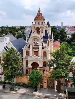 cần bán nhanh biệt thự giá siêu rẻ tại tp dĩ an bình dương