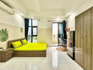 studio đầy đủ nội thất - ban công riêng thoáng.
liên hệ tìm phòng đủ mọi loại giá