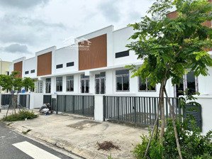 bán nhà 1 trệt 1 lửng dự án phước đông new city tầy ninh, giá cđt 1,2 tỷ. lh xem nhà