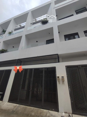 nhà 3 tầng lê đức thọ gv- 45m2 (4x11)- hẻm xe hơi- hẻm thông - chỉ 6.19 tỷ