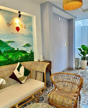 cần cho thuê nhà nguyên căn 120m2 3pn, view biển, đường hải đăng, vũng tàu. giá thuê: 20tr/tháng