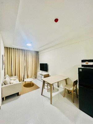cho thuê căn hộ mới hoàn thiện, full nội thất cao cấp