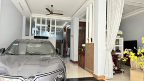 bán biệt thự , quận 8, ngang 8 dài 23, oto ngủ trong nhà 2 chiếc, diện tích gần 200m2