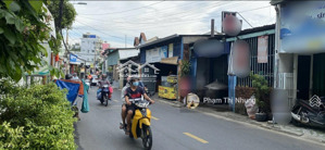 bán nhà nát mt đường nam hòa, phước long a, quận 9, dt 3.4x19m = 63,5m2, tiện xây mới, giá 10 tỷ