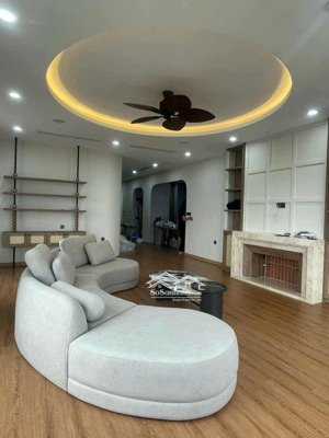 cho thuê căn chung cư 150m2 full nội thất ở ngay trong tháng tại chung cư essensia