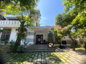 biệt thự sân vườn mt đường nguyễn trác, quận hải châu, đà nẵng - diện tích đất 800m2 - có hồ bơi