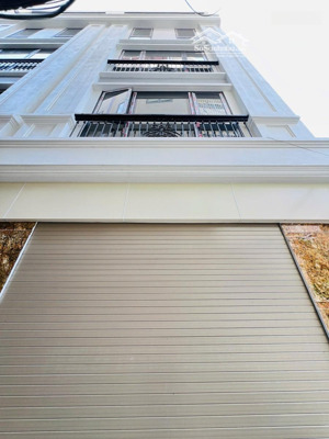 bán nhà mới đẹp lô góc gần phố hồ tùng mậu , nguyễn cơ thạch . giá rẻ nhất chỉ 8 tỷ . dt 43m x5tâng