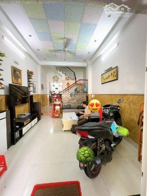 bán nhà đẹp 4 tầng, dt 64m2 ( 4 x 16 ), khu phân lô, lạc long quân, giáp quận 10, chỉ 11 tỷ xx tl